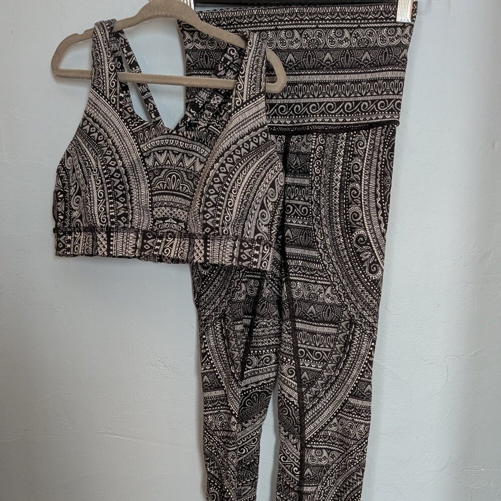Lululemon Rare Set Like Naskapi